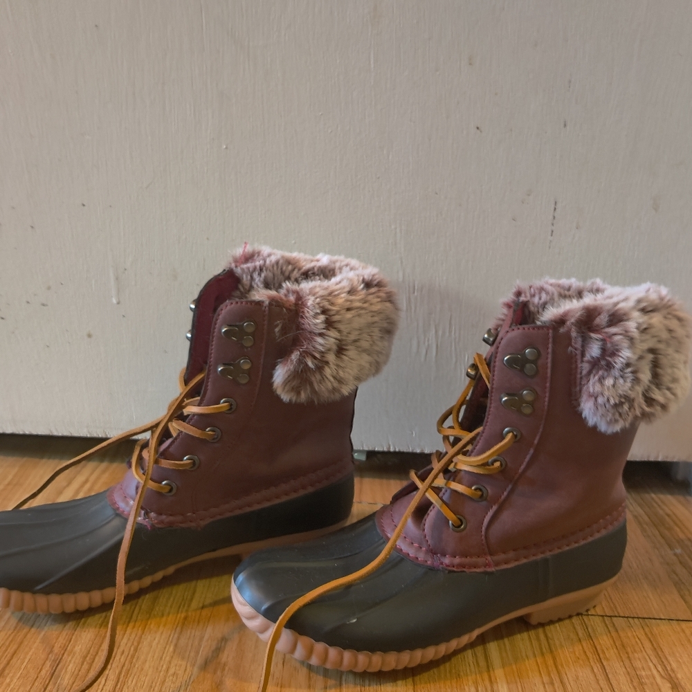 Mod cloth duck boots faux fur lined